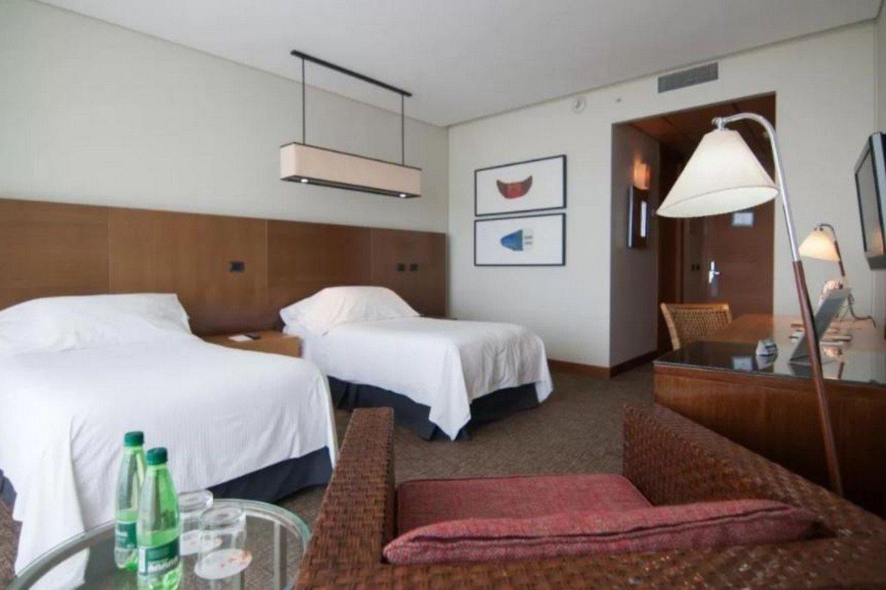 Enjoy Coquimbo Hotel Exterior foto A room at the hotel