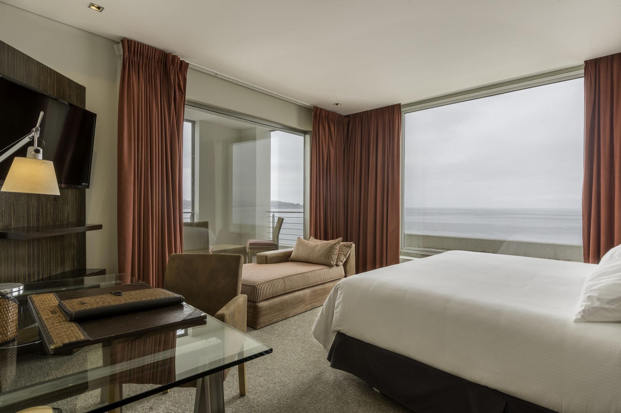 Enjoy Coquimbo Hotel Exterior foto A room at the hotel