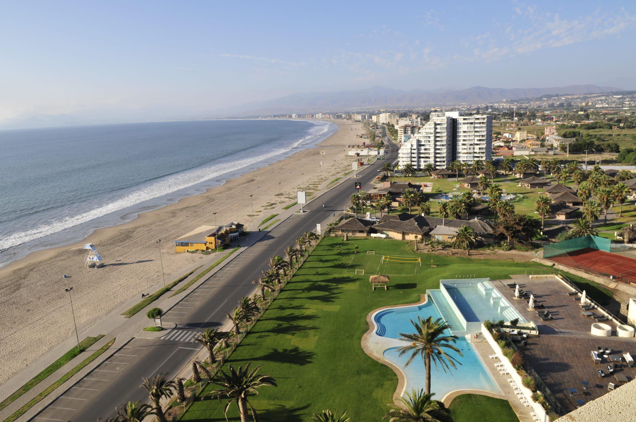 Enjoy Coquimbo Hotel Exterior foto Aerial view of the beach