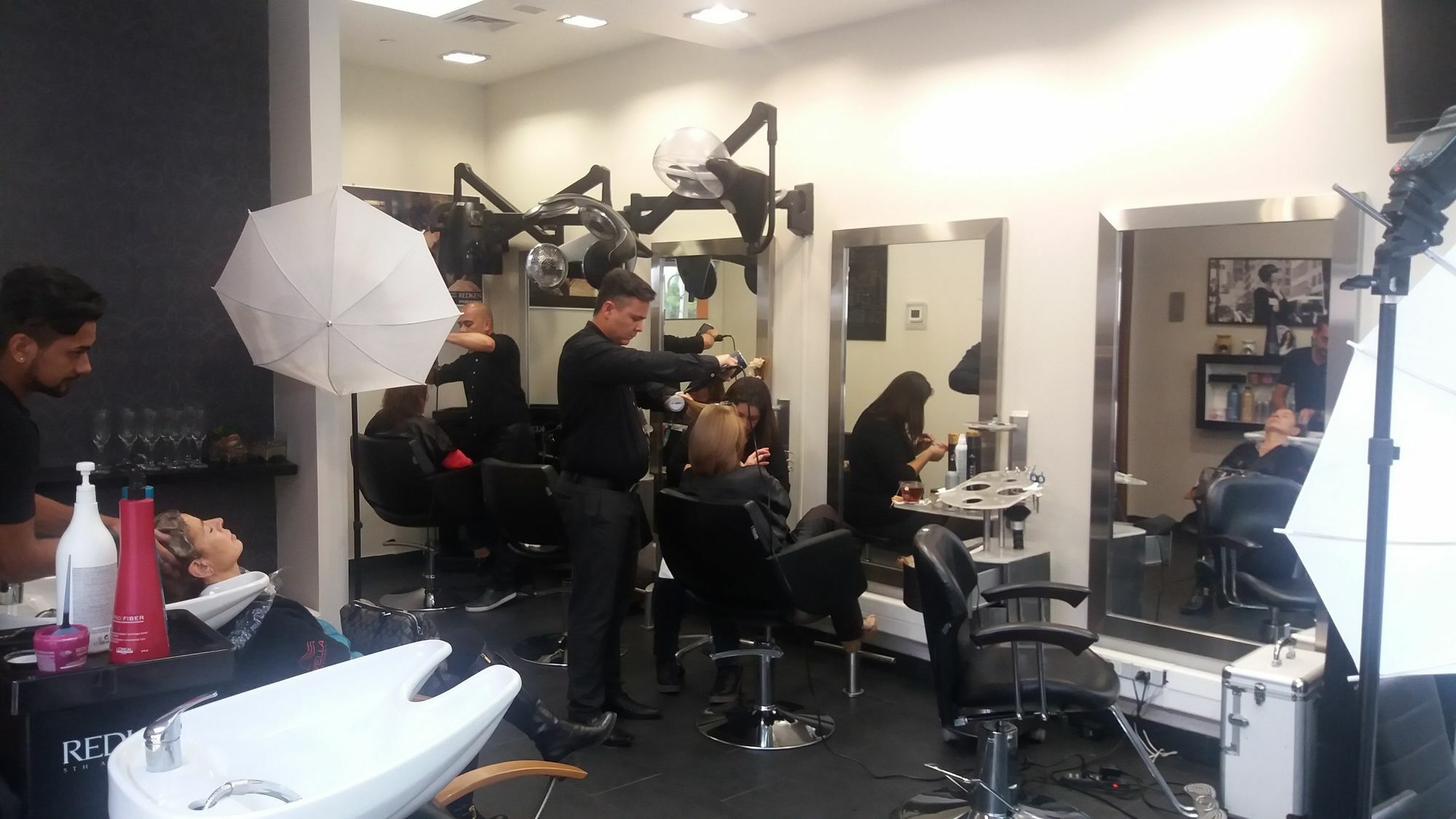 Enjoy Coquimbo Hotel Exterior foto A hair salon in Paris, France
