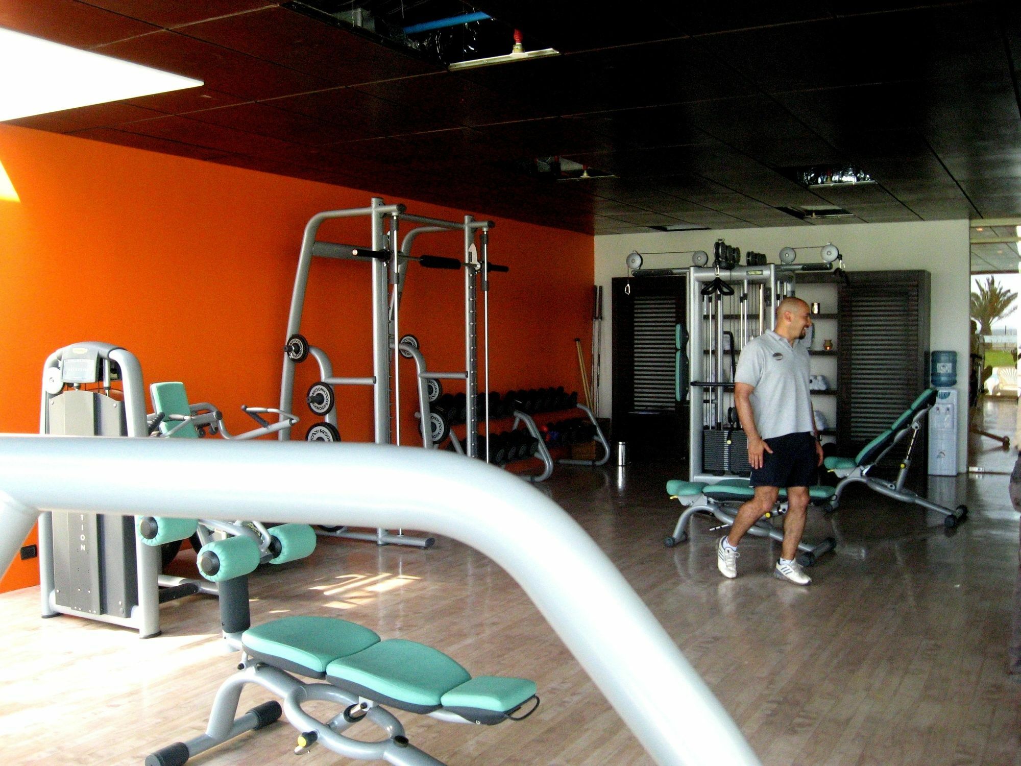 Enjoy Coquimbo Hotel Exterior foto A gym in a hotel